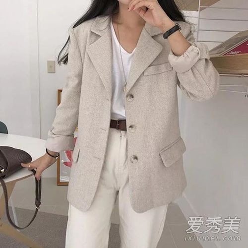不要选择身高和身材小女孩最喜欢的西装外套这样看起来更好