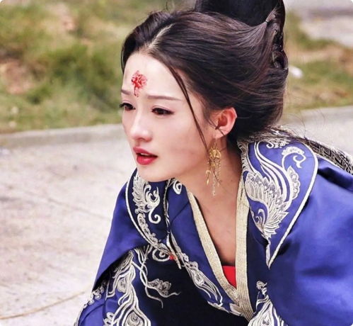 李沁爆火动了谁的奶酪央视都看不下去了,为她发声真解气