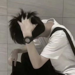 男生头像背影伤感霸气2020泪水成就未来