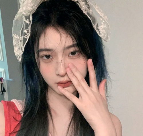 女生头像看不透的话还是模糊点好太模糊了反而不开心