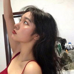 气质长发女生头像高清版
