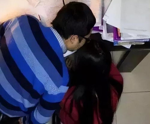 2003年,辽宁一小学老师将玻璃球塞入女生下体,6名女生泣诉真相