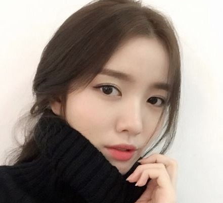 女生早晨起床有这3个发现,证明自己颜值超高,就算素颜也能出街