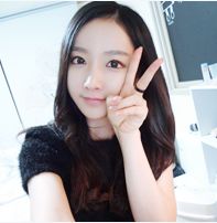 求好看的女女头像呢