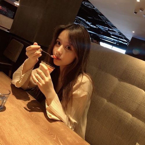 女生头像自拍怀孕