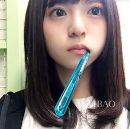 厉害两千年弱爆了她是四千年一遇美少女,又是被神选中的美少女