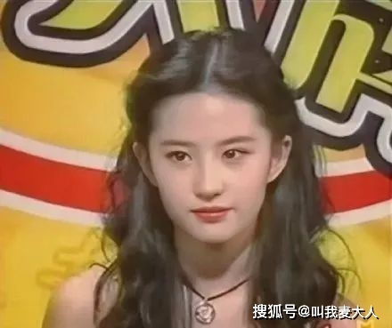 历届女神李小璐被剪辑,宋茜被批最丑,唯赵丽颖实至名归