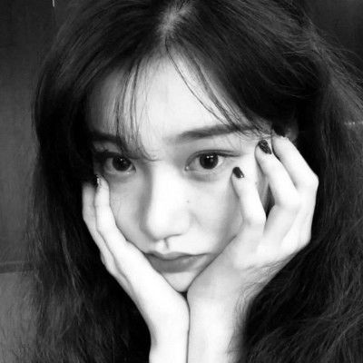 离幸福的终点还很遥远,霸气冷漠黑白头像女