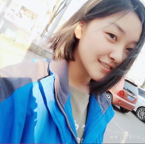 有什么适合高中女学生的短发造型推荐吗