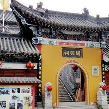 女居士头像草庵寺