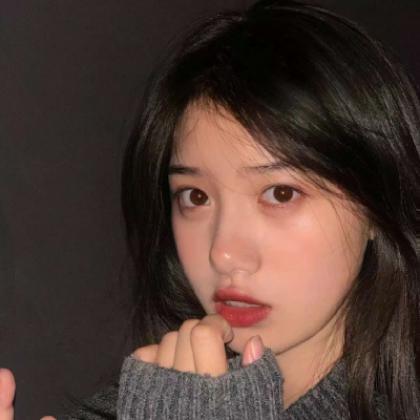 优雅知性头像女,你偷了一个少女的心