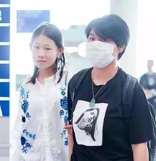 小沈阳13岁女儿近照曾因长得丑被骂哭,如今的她成国际范小仙女