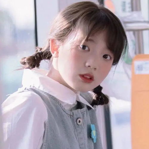 头像看起来很干净的头像