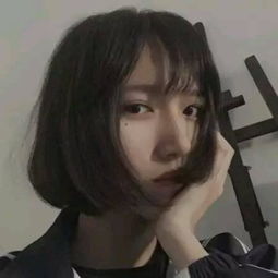 从开心到绝望到剪掉长发的女生短发失望头像