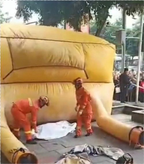重庆穿jk女孩坠楼身亡引热议知情人她患有重度抑郁