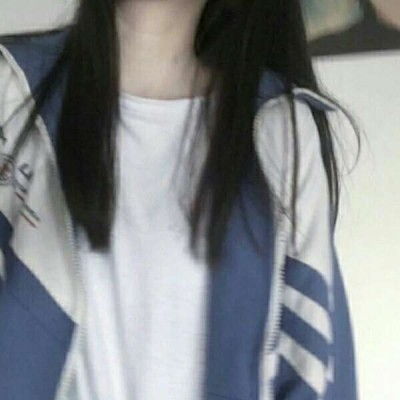 迪士尼公主不露脸女生头像文案