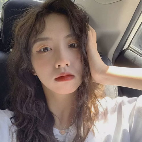 搞笑女头像沙雕可爱文案