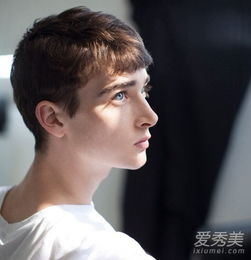 哪种类型的男人绝对会让星座女生们崩溃