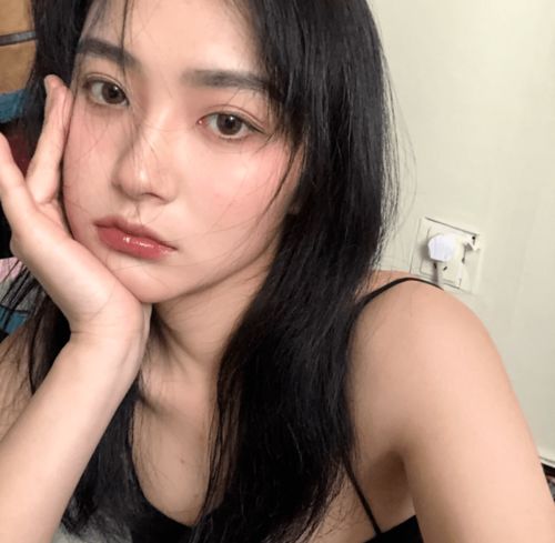 头像顺其自然的背后总是无可奈何.