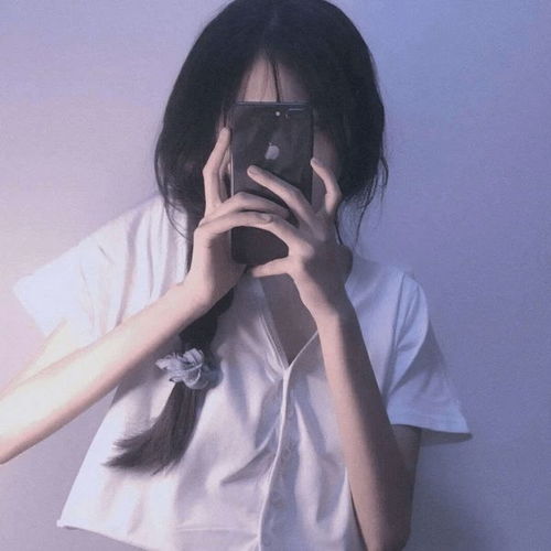情敌两眼放光的高级女头