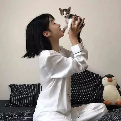 爱发朋友圈的女人最好命