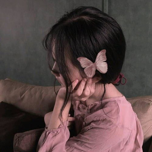 有什么好看的侧脸女生头像