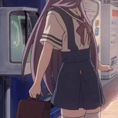 女生动漫头像,茶凉了,就别再续了