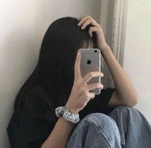 手机对镜自拍挡脸头像