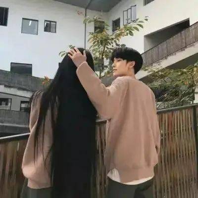 怦然心动的情侣头像
