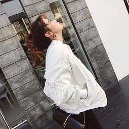宽松bf风棒球服,穿出潮流时尚范