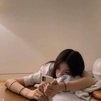 宛如清流的女头像图片小清新白白净净可爱点