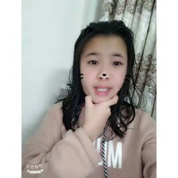 这两个女生是同一个人吗