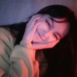 笑弯了眼可爱女生头像qq头像扣扣居