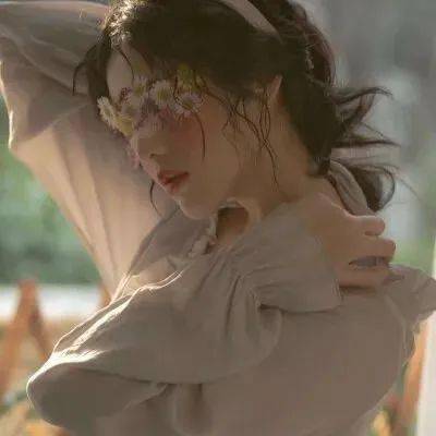 真人女生头像换起来