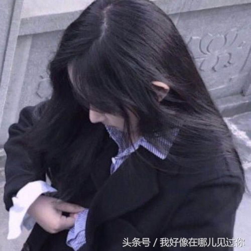 有谁一边听音乐,一边看评论,一边点头的