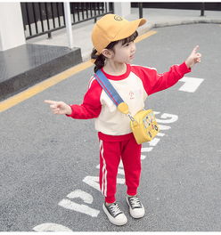 春上新女童套装2019春装新款韩版女童个性卡通贴布印花纯棉上衣短款运动两件套洋气
