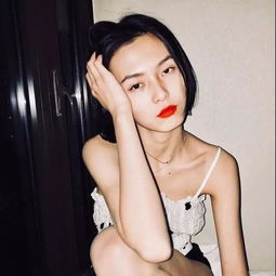 女生头像愿这世间所有的不尽人意,都没你想的那般无能为力