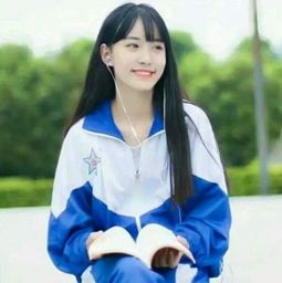 女生校服穿的像大妈学会这3种穿搭,男神没准不撩自来