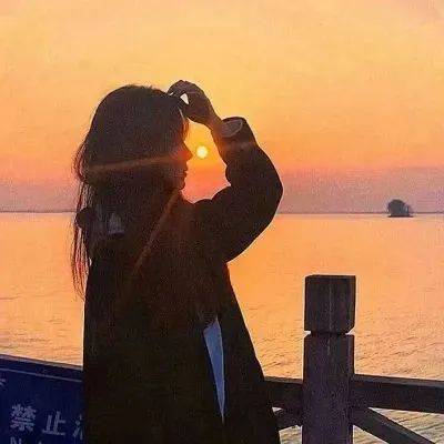 唯美落日头像女生头像落日夕阳日落头像女背景夕阳的照片高清夕阳图片