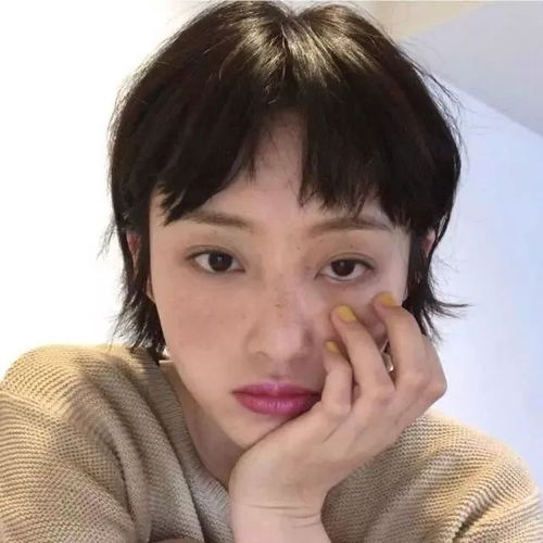 快来一起偷窥ins上那些好看的短发girl
