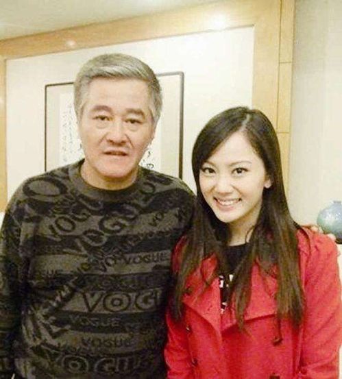 乡村爱情12中的美女,深受赵本山器重,如今29岁却还是单身