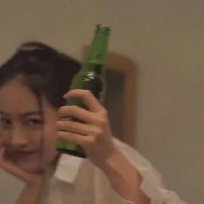 头像闺蜜头像高冷霸气黑白,我最鄙视的是鄙视别人的人腾讯新闻