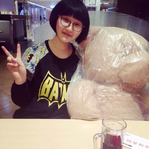 这女孩24岁净身高175cm看看留什么发型好看