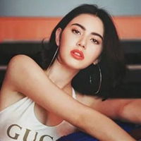 欧美复古高冷女生头像女生很酷高冷复古欧美头像