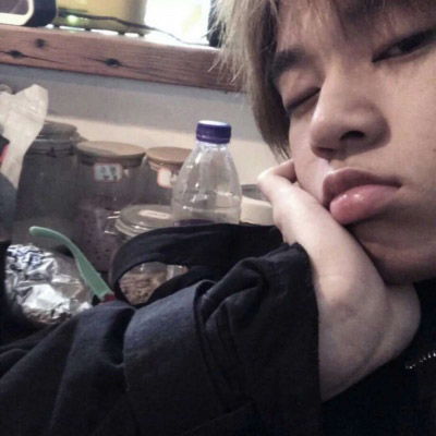 男生头像侧脸阳光高清阳光帅气男孩qq头像