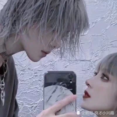 女孩子吃醋时,才会脱口而出说这3句话,大猪蹄子快哄哄