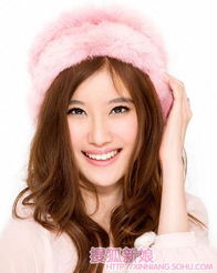 孙悦绯闻女友冬日写真暖意浓