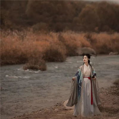古风女头像真人唯美图片2020清冷古装汉服女头