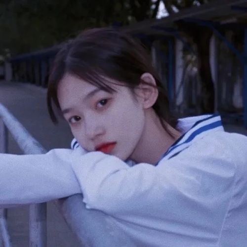 ins风干净女生头像