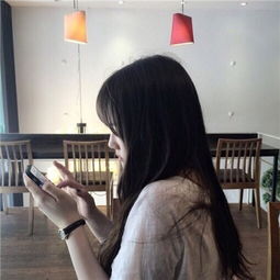 远背影长发女生头像长发